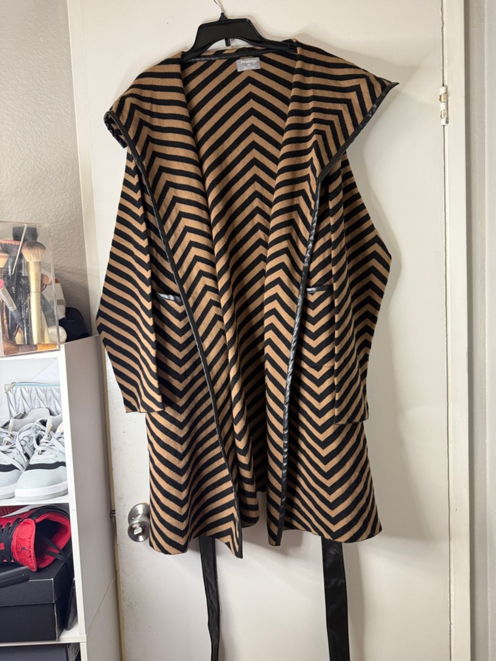 Chevron Hooded Vest Coat in Tan and Black